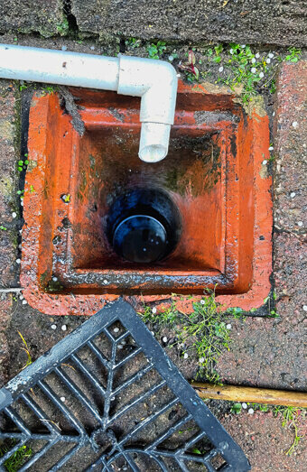 https://blockeddrainsforrestfield.com.au/uploads/2025/07/hero-blocked-sewers-89214.jpg